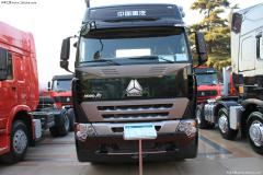 中国重汽 HOWO A7系重卡 420马力 4X2 牵引车(A7-G)(空气悬架)(ZZ4187V3517N1K)