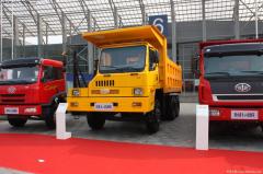 解放 矿威 336马力 6X4 宽体矿用自卸车
