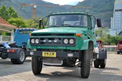 解放 J4R重卡 220马力 4X2 牵引车(CA4140K2E4R7A95）