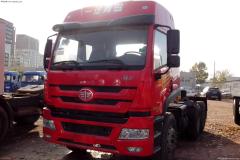 解放 新悍威(J5M)重卡 310马力 6X2 牵引车(后桥悬浮)(CA4226P1K2T2EA80)