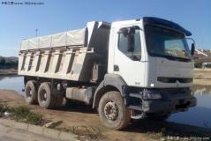 雷诺 Kerax重卡 400马力 6X4 自卸车(长轴版)