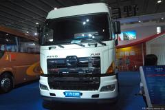 广汽日野 700系列重卡 380马力 4X2 牵引车(YC4180SH7PE)