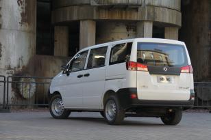 郑州日产 东风帅客 2010款 商用型 ZN6440V1B4(国IV+OBD)