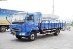 东风柳汽 乘龙 140马力 4X2 教练车(LZ1211LAP底盘)