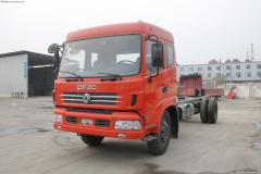 东风 多利卡XL中卡 160马力 4X2 载货车(DFA1160L15D7)