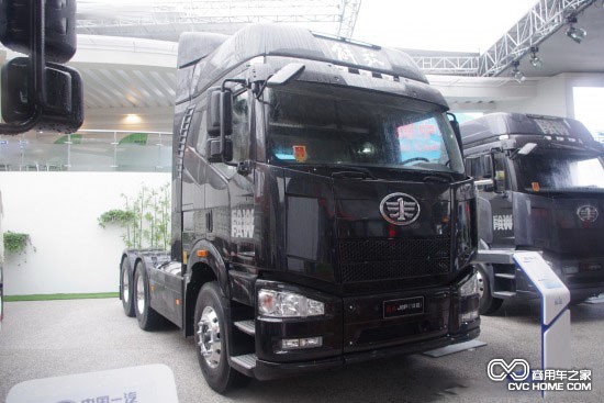 解放2013款J6P牵引车 商用车之家