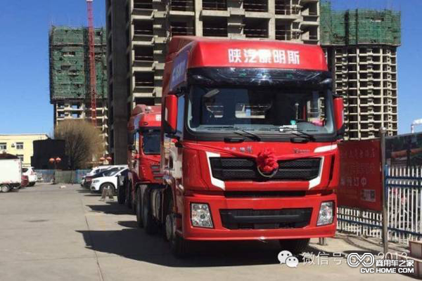 陕汽德龙X3000康明斯重卡