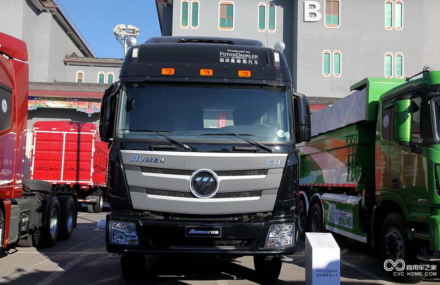 福田 欧曼GTL 9系重卡 420马力 6X4 牵引车(BJ4259SMFKB-XB)