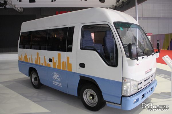 五十铃都市小客车