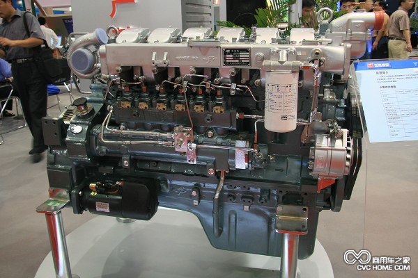 玉柴yc4d120-20 发动机