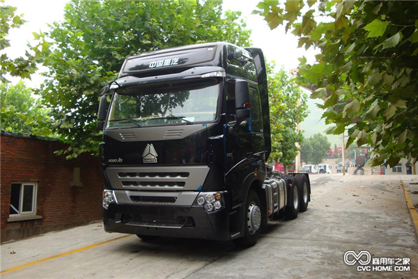 中国重汽豪沃牵引车