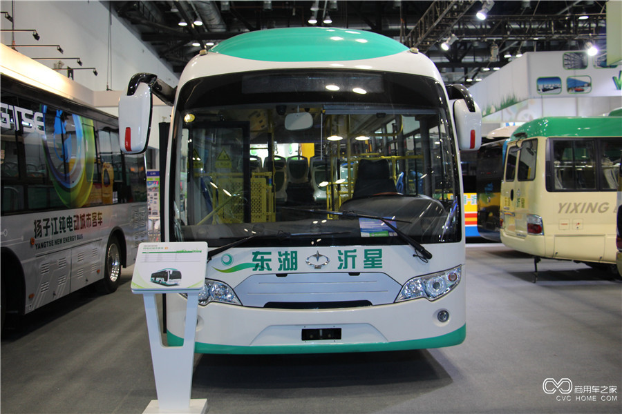 2015节能与新能源成果展 东湖纯电动城市客车
