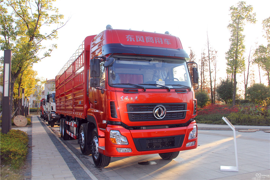 东风商用车2016年会载货车新品