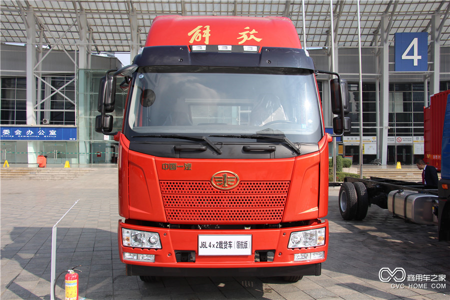 2016解放商务年会展车 J6L 4*2 领航版载货车