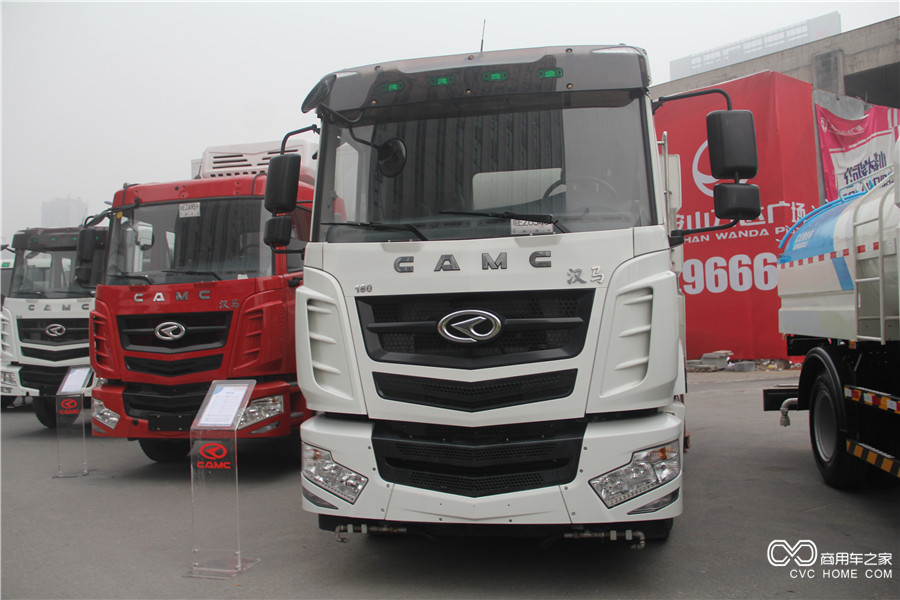 2016华菱星马年会展车 菱马H3洗扫车
