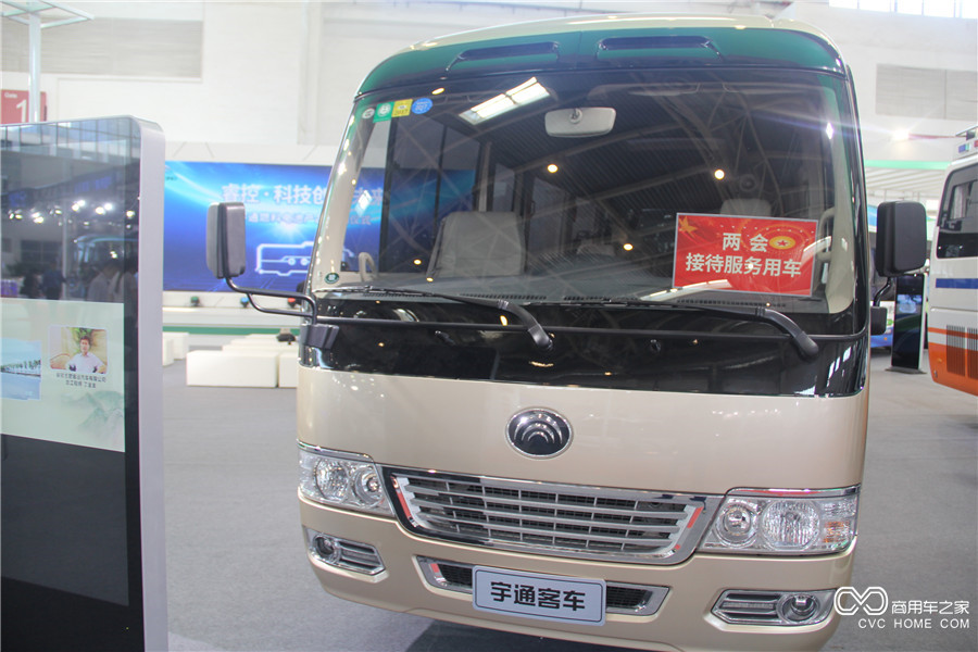 2016北京道路运输展  宇通T7商务车