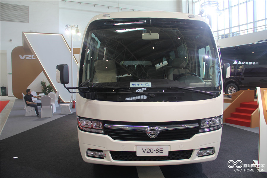 2016北京道路运输展 中航爱维客V20-8E纯电动团体版