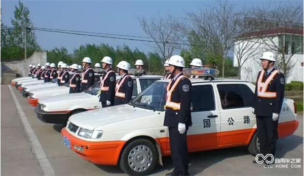 卡车司机-14.jpg