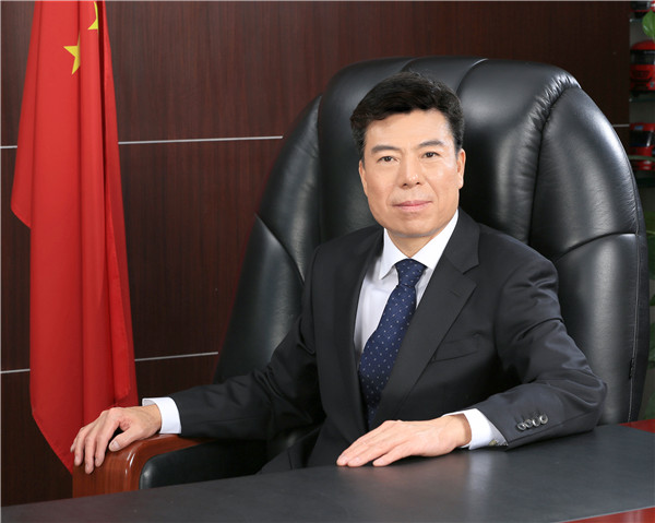 法士特集团董事长 党委书记 严鉴铂.jpg