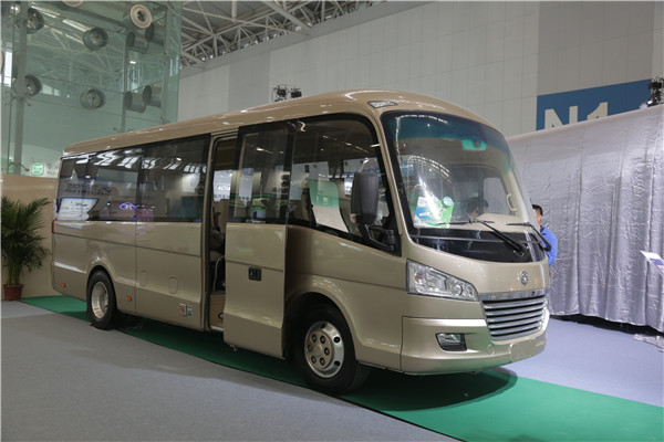 高端商务车C07.JPG