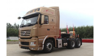大运 N9H重卡 标载版 460马力 6X4牵引车(康明斯)(CGC4250D5FCCH)