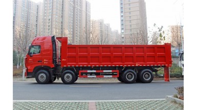 中国重汽 豪沃T7H 540 大马力8米自卸车