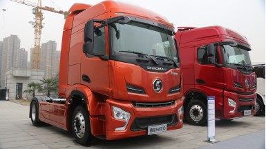 陕汽德龙 H6000 潍柴11.6升 430马力 牵引车