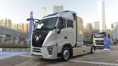 黄河X7 4X2燃料电池牵引车