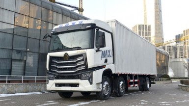 豪沃MAX 6X2载货车